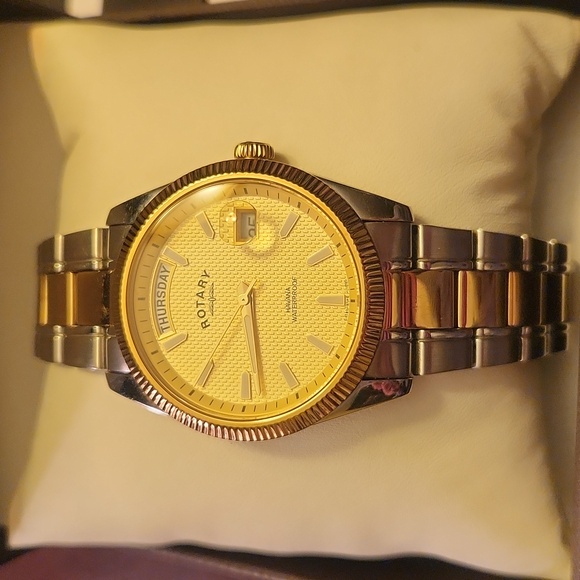 Rotary Watch - Picture 2 of 14